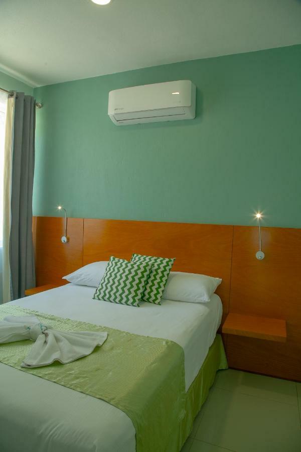 Relax Inn Suites San Andres Tuxtla Exterior photo